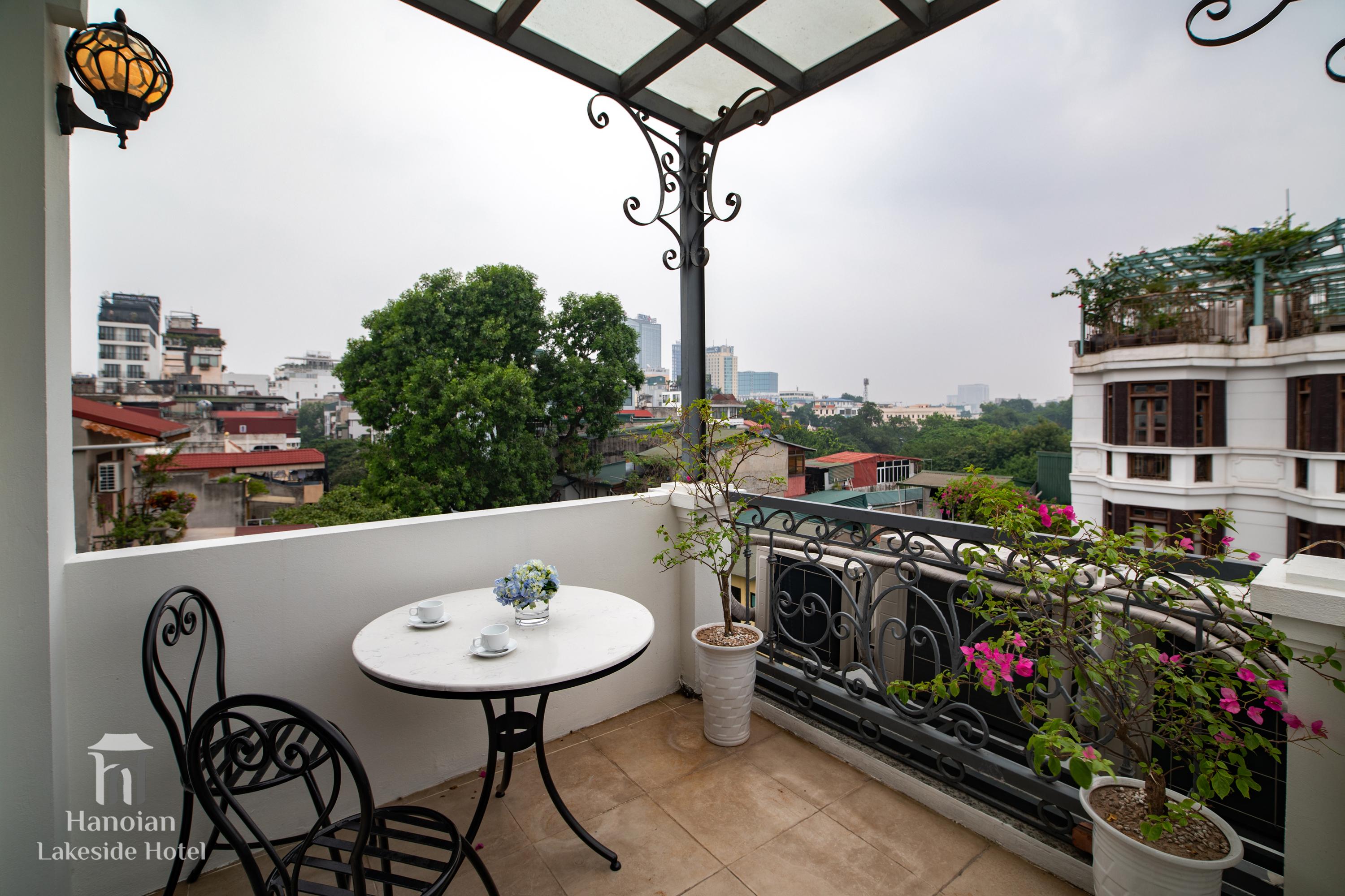 Hanoi Lakeside Premium Hotel & Travel Exterior photo